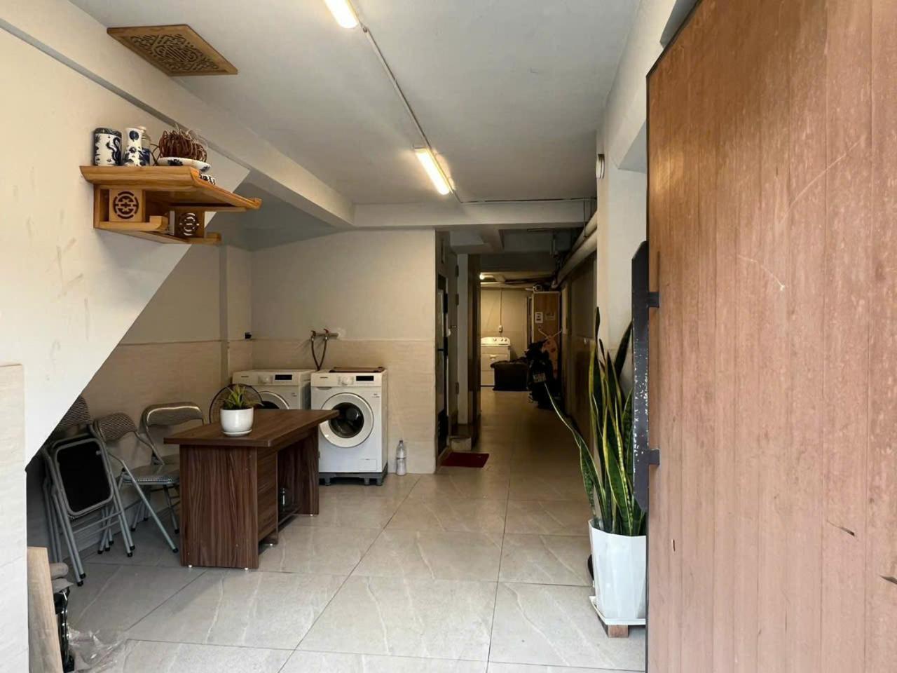 Era Apartment Dong Tac Hanoi Exterior foto